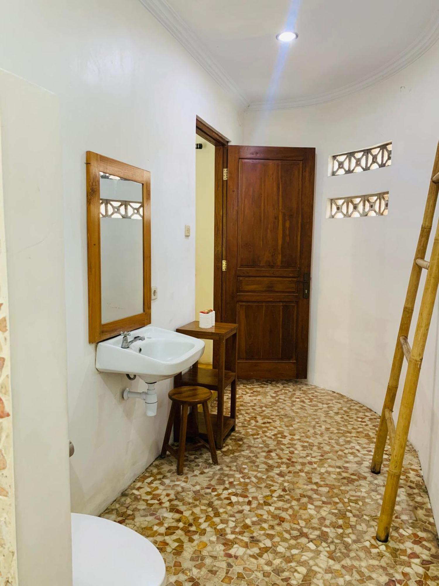 Villa Bougenville Yogyakarta Exterior foto